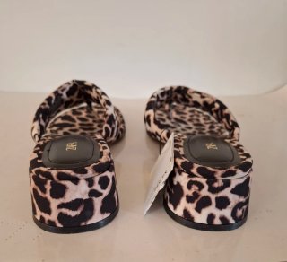 Sandalias ZARA Animal Print