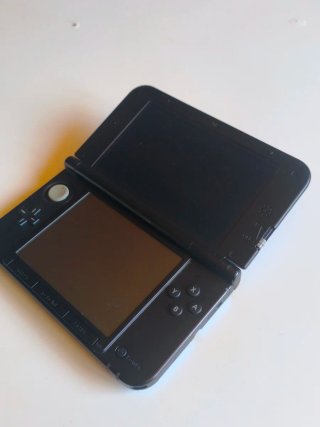 Consola Nintendo 3DS XL Azul y Negra..Leer