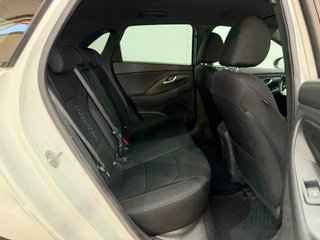 HYUNDAI I30 1.6 CRDI 116CV MANUAL BERLINA 5PT 5PZ