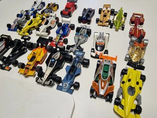 Lotto 22 Macchinine Formula 1 e Auto da Corsa