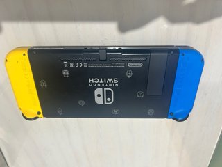 Nintendo Switch + Funda + Juegos