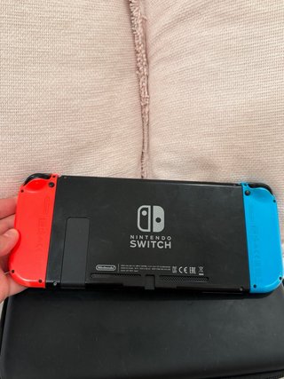 Nintendo Switch Azul y Roja