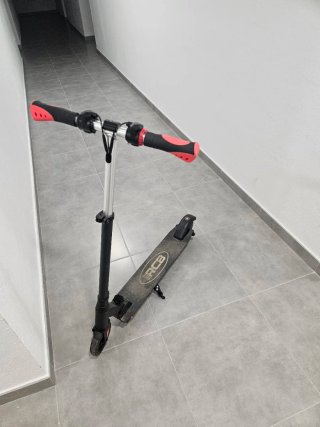Patinete eléctrico infantil RCB
