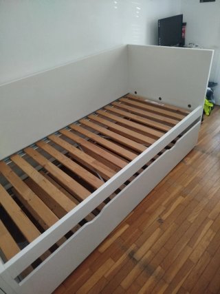 Cama nido con cabecero y almacenamiento