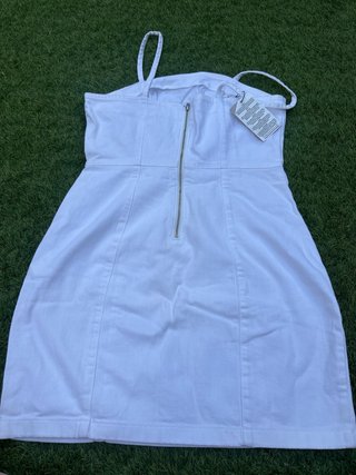 Vestido vaquero blanco ( talla pequeño)