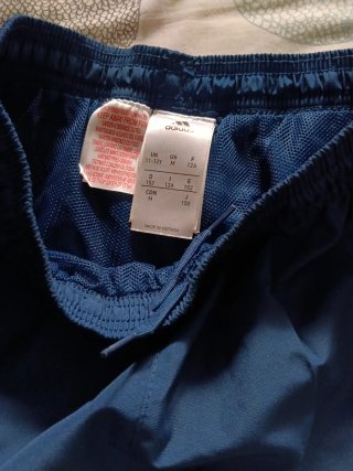 Pantalón Adidas azul y amarillo