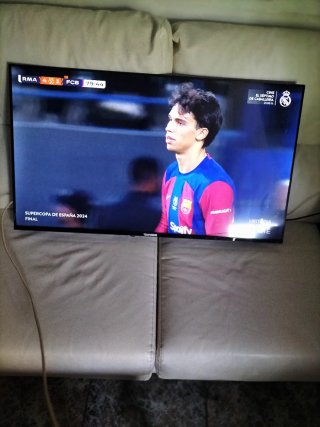 TV Telefunken 40 No Smart