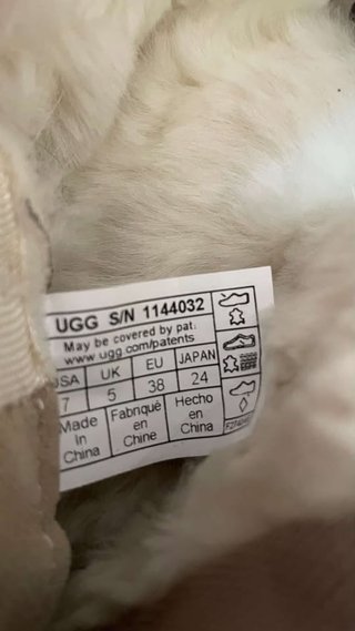 UGG Lowmel Sand EU 38