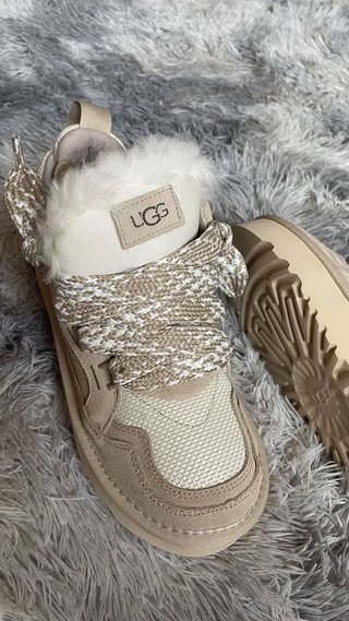 UGG Lowmel Sand EU 38