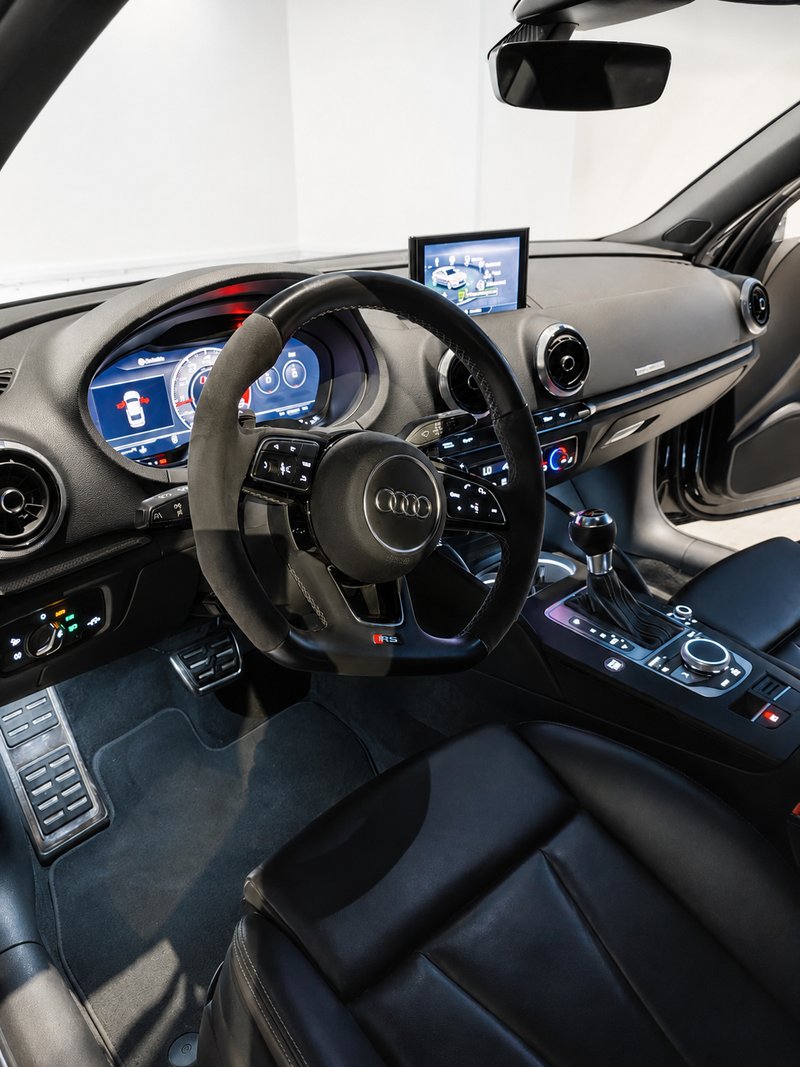 Audi RS3 2018, foto 8