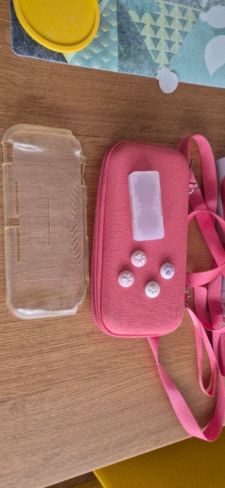 Nintendo Switch Lite Coral