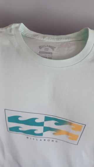 Pack 2 Camisetas Talla M Billabong y Quiksilver