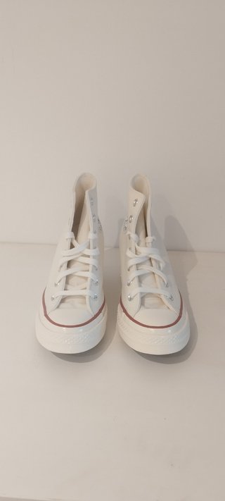 Converse Chuck Taylor Hi Blancas