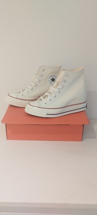 Converse Chuck Taylor Hi Blancas