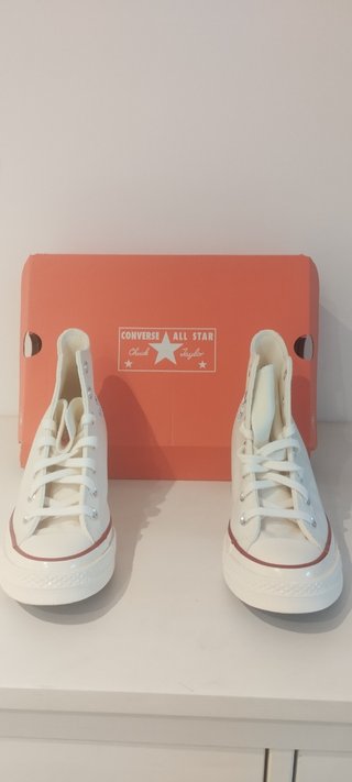 Converse Chuck Taylor Hi Blancas