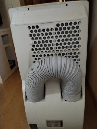 Aire Acondicionado Portátil UFESA 2600W