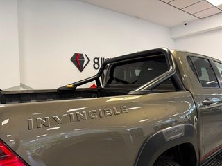 Toyota Hilux 2.8 D-4D 150kW C. Doble Invincible A/T