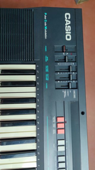Teclado Casio Casiotone CT-370