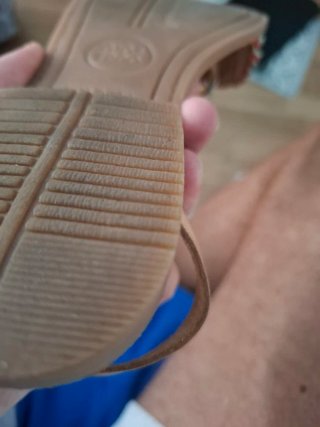Sandalias Gioseppo 37 de tiras con abalorios