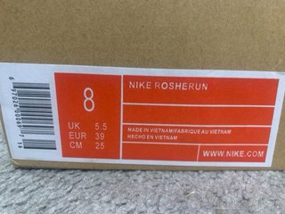Sapatilhas Nike X Nocta Pretas e Douradas