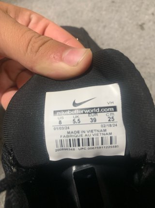 Sapatilhas Nike X Nocta Pretas e Douradas