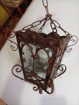 Farol antiguo hojalata y hierro forjado