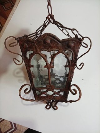 Farol antiguo hojalata y hierro forjado