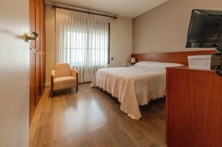 Chalet en venta en Creu de Barberà en Sabadell