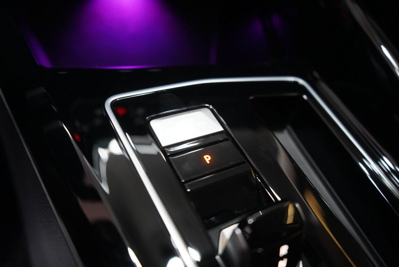 Volkswagen Golf 2023, foto 25