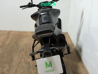 HUSQVARNA SVARTPILEN 801 (A)