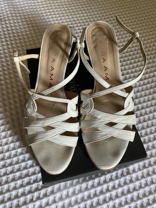 Sandalias Laura Amat Blancas