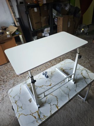 Mesa Auxiliar Ajustable con Ruedas 80x40