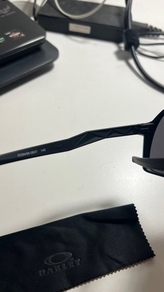 Gafas de sol Oakley Sutro