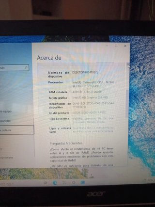 Portátil Acer Negro. Con cargador.