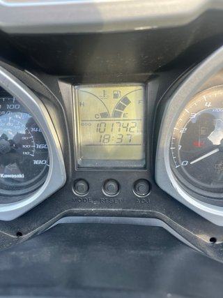 Kawasaki J300 Maxi-Scooter Negra