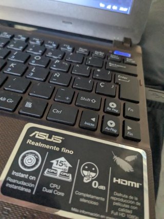 Mini portátil ASUS