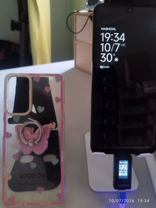 Grande smartphone in ottime condizioni + accessori