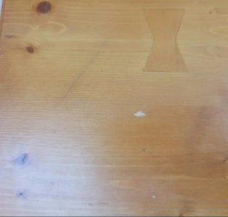 Mesa de centro rústica de madera maciza color pino