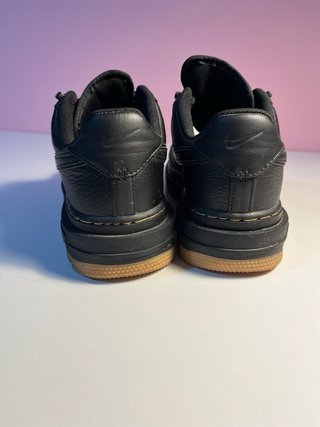 Nike Air Force 1 Luxe Negro Marrón