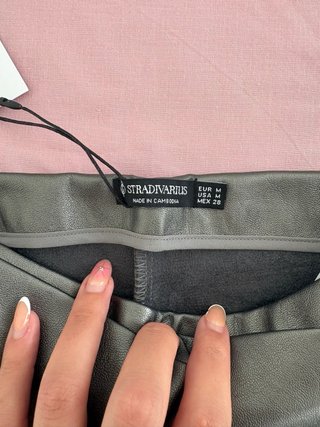 Falda pantalón cuero gris
