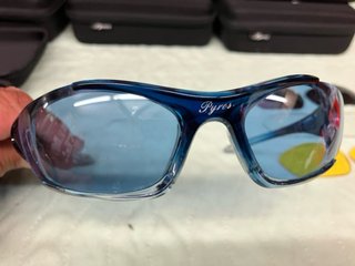 Lote Gafas de Sol Pyros