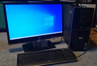 Ordenador HP con Monitor LG Negro
