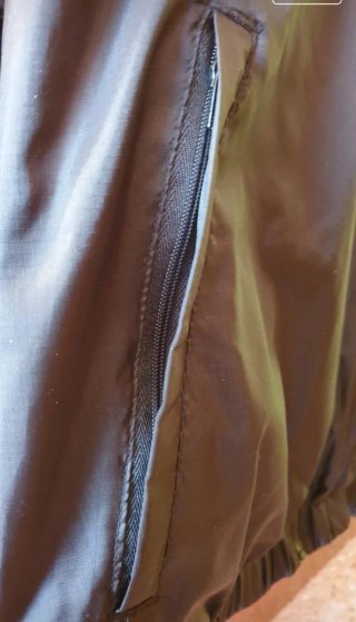 Chaqueta Prada forrada negra y roja