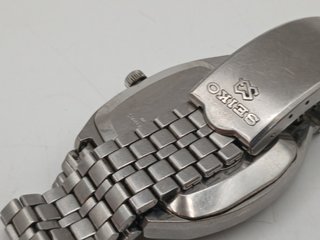 1976. Japón. Reloj Seiko LCD Acero 0532-