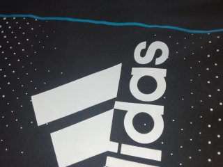 Camiseta Adidas Original Negra Logo Grande | Talla