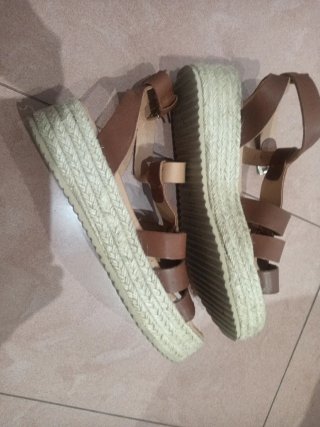 Sandalias de cuña para mujer
