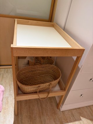 Cambiador de madera para bebé con cojin y funda