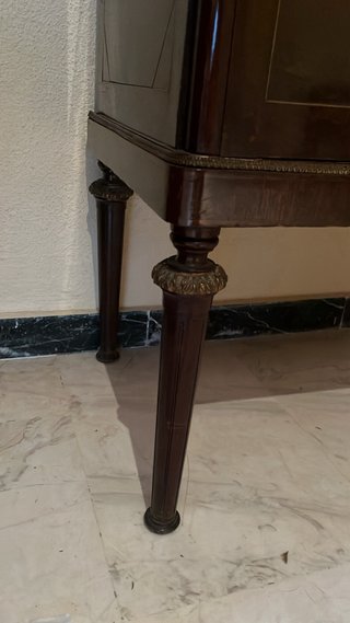 Vitrina antigua madera y cristal