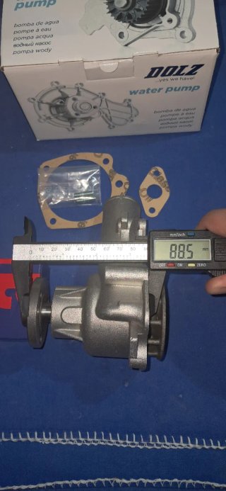 Bomba de Agua DOLZ SEAT 124 1430 131