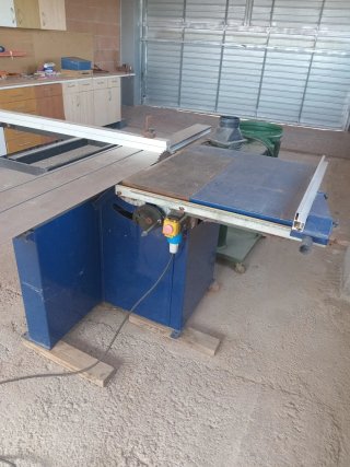 Escuadradora Lombart ESC 2500